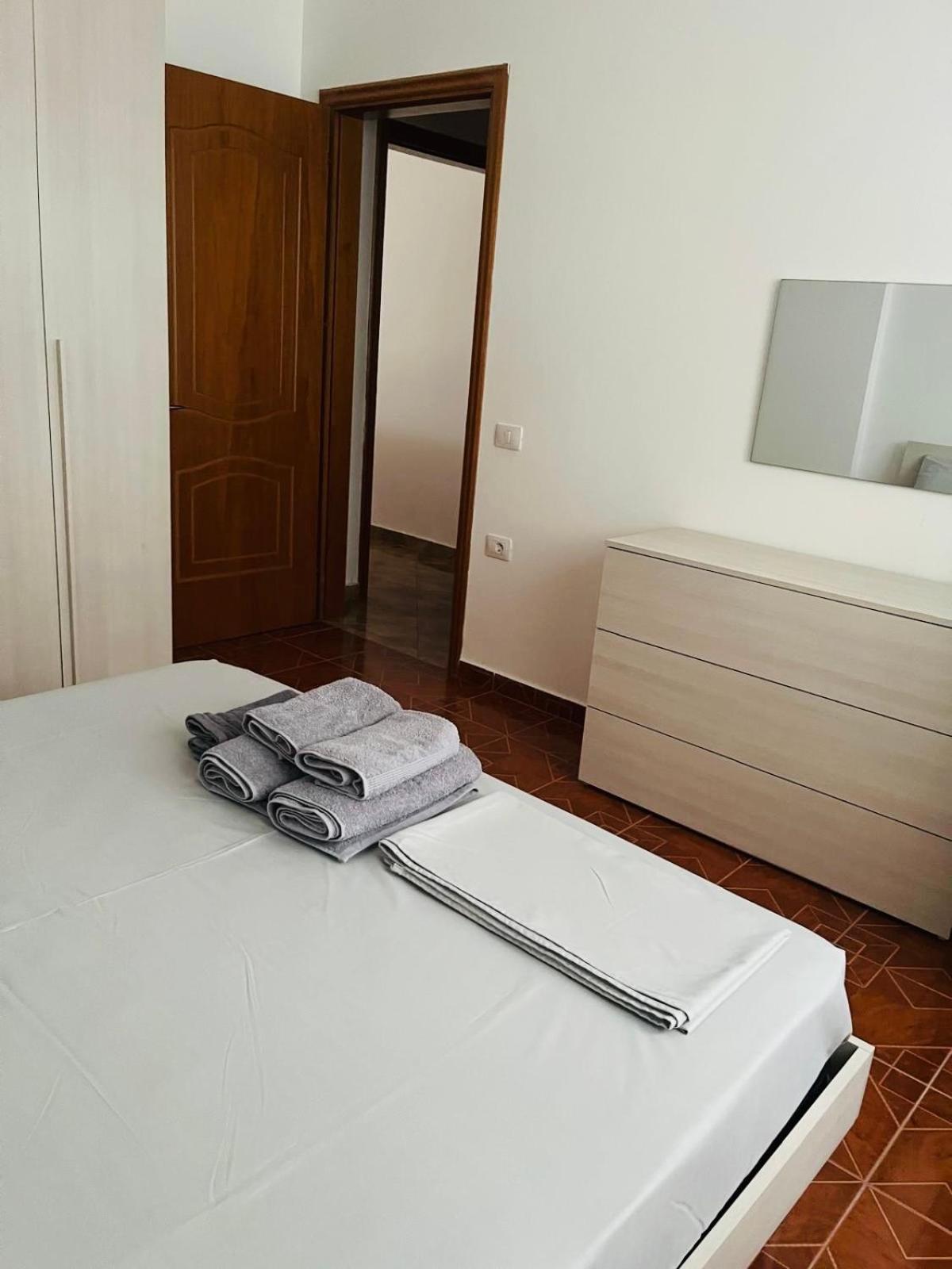 Star House 12 * Vlorë